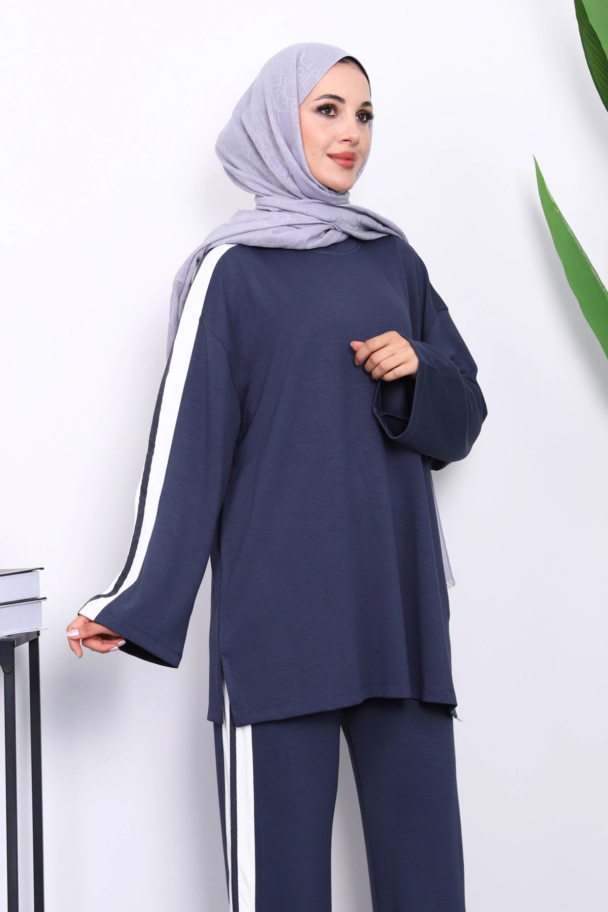 Füme Renk Bloklu Tunik Pantolonlu Takım