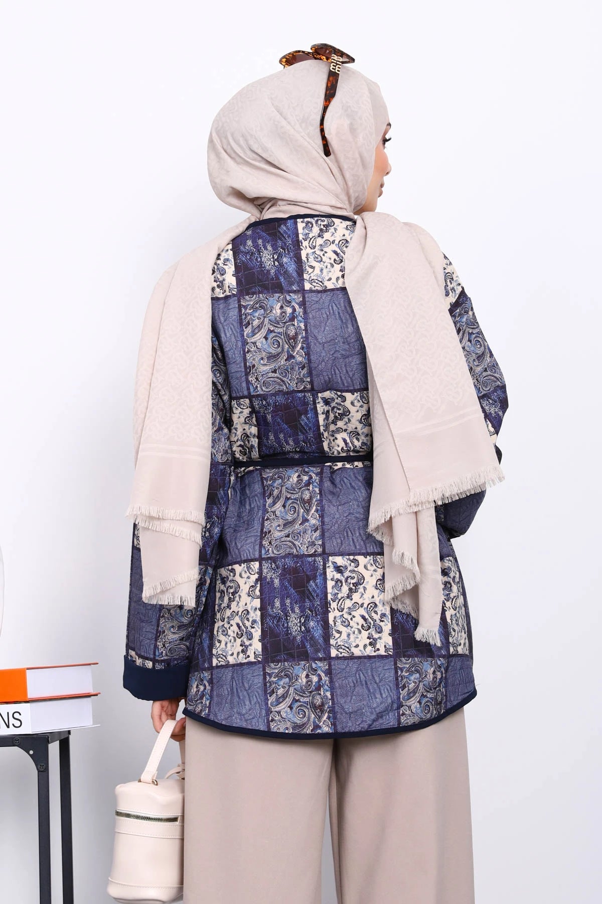 Lacivert Etnik Desenli Çıtçıtlı Ceket