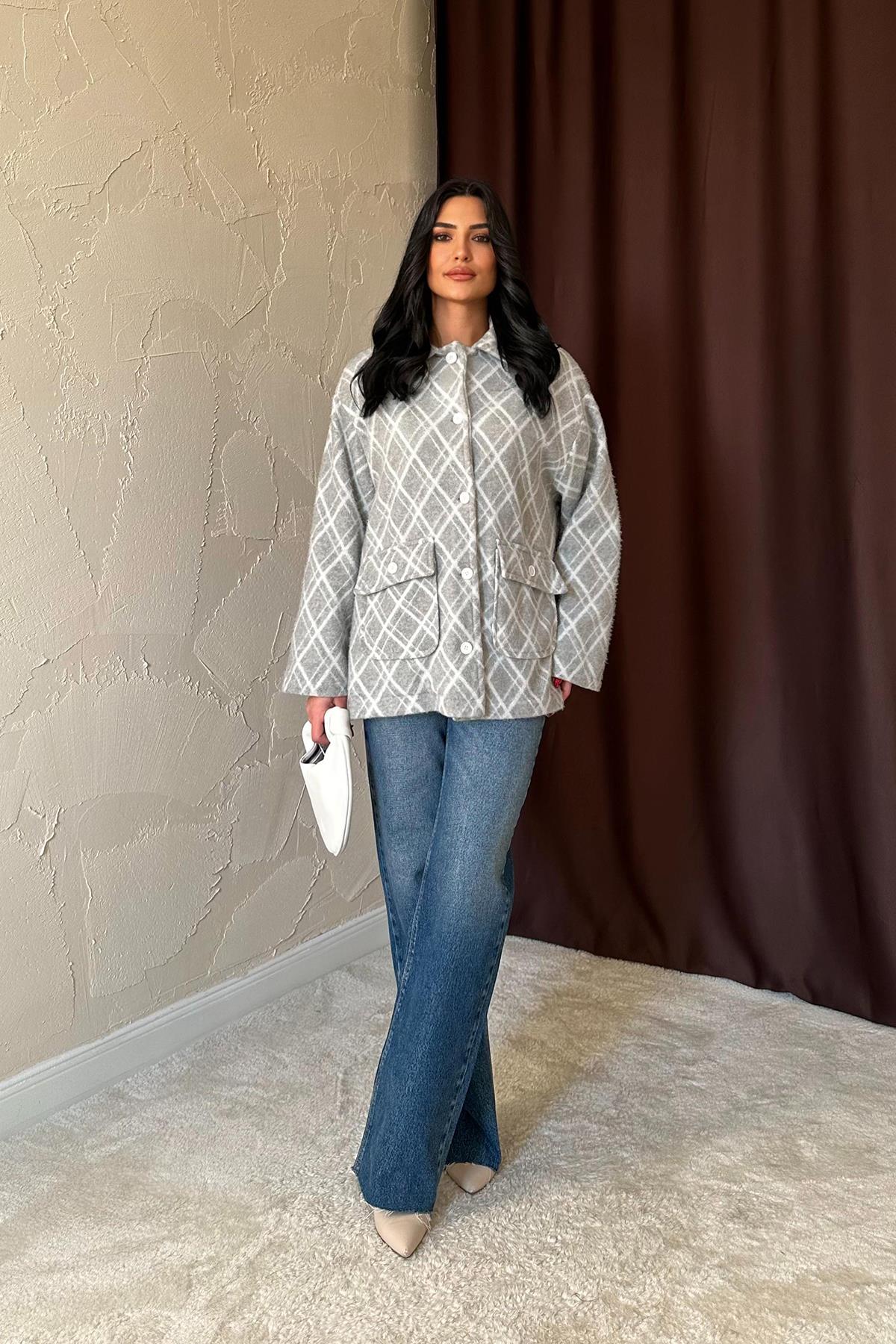 Gri Polar Baklava Desenli Ceket | Sıcak, Yumuşak & Modern Kadın Ceket 1402