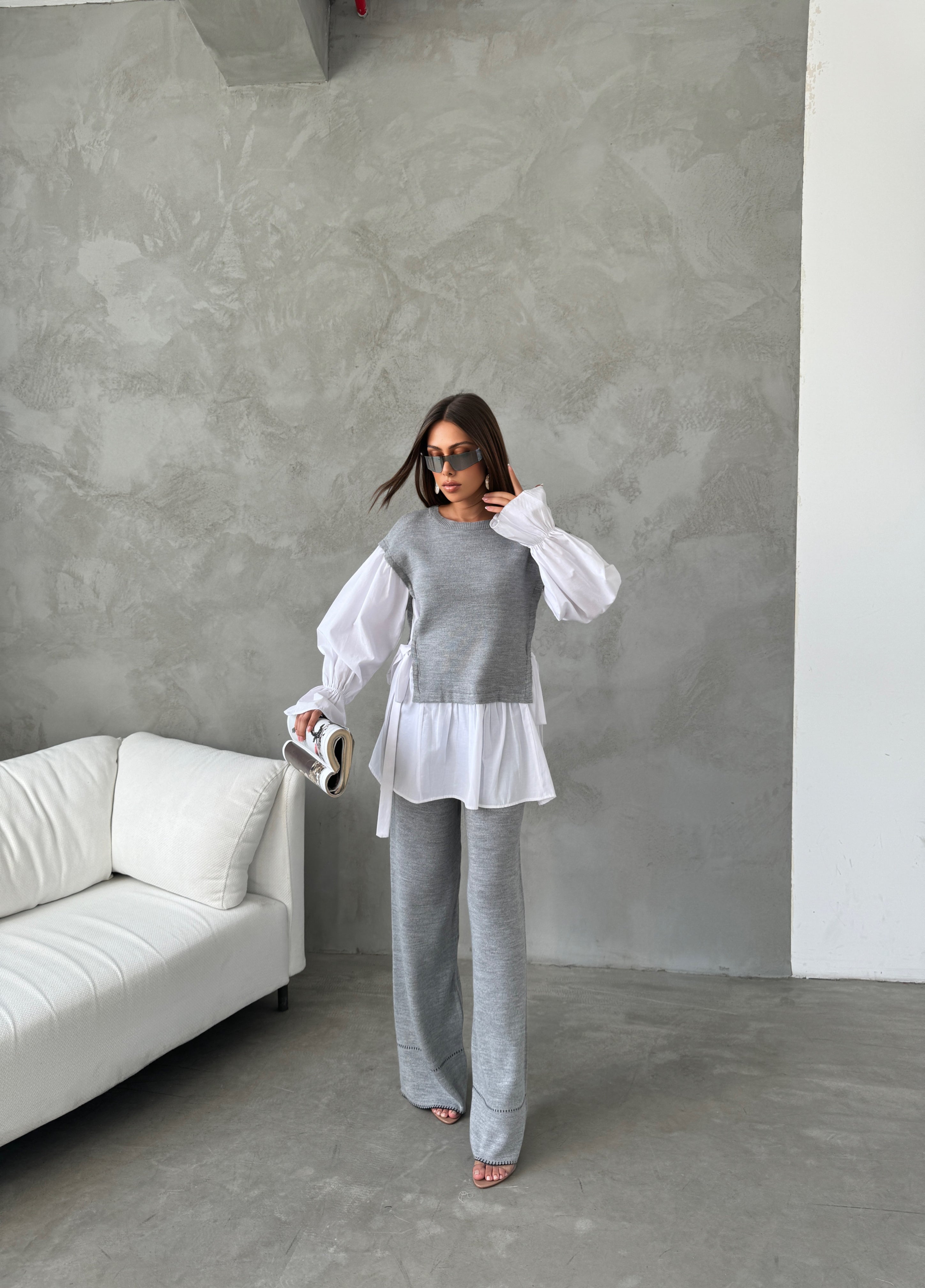 Gömlek Detaylı Triko Takım – Gri | Modern & Şık Kadın Takım 1305